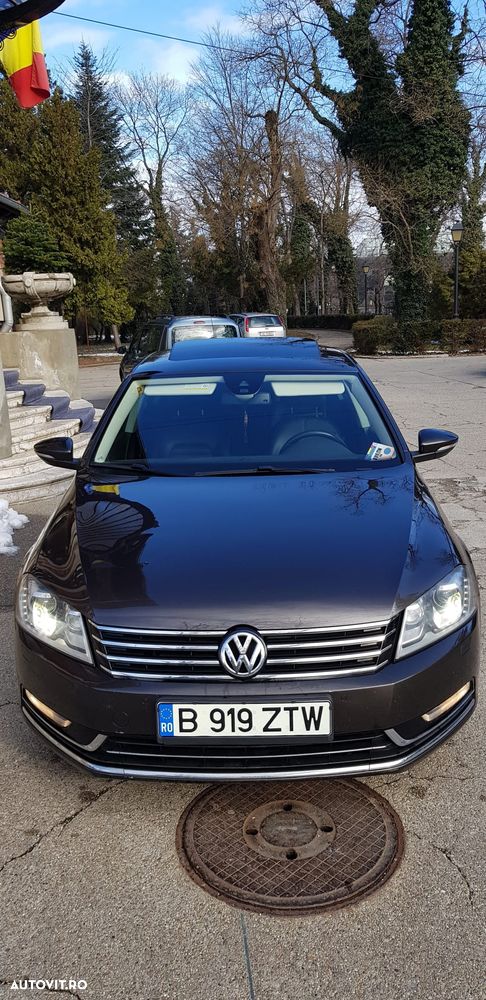 Volkswagen Passat 2.0 TDI DSG BlueMotion Technology Highline - 1
