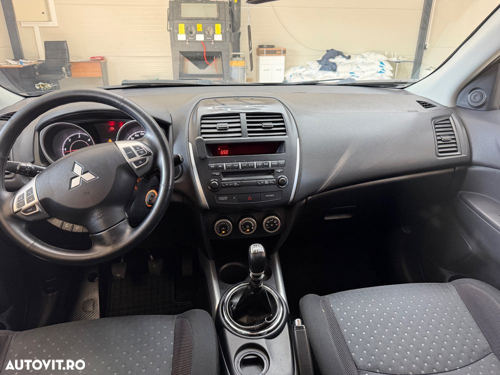 Mitsubishi ASX 1.8 DID 2WD Intense A15 - 4