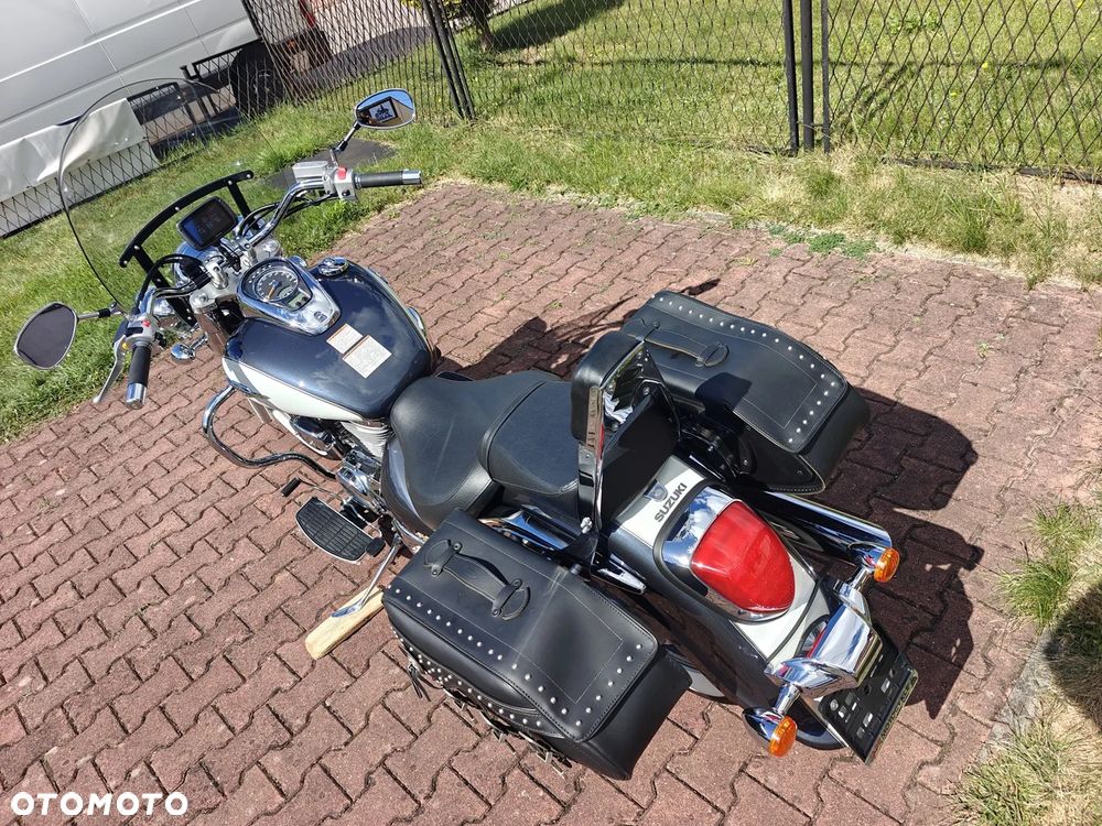 Suzuki Intruder - 19
