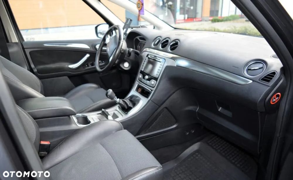 Ford S-Max 2.0 TDCi DPF Titanium - 10