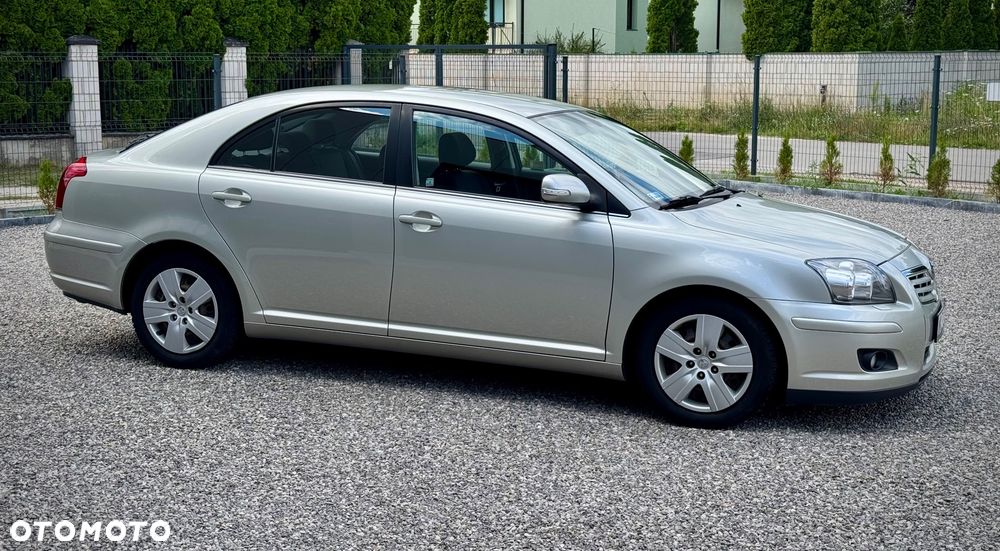 Toyota Avensis 2.2 D-4D Sol Plus - 5