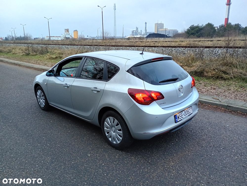 Opel Astra - 22