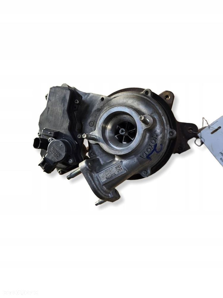 turbina turbosprężarka nastawnik 17201-11070 toyota hilux 2.5 d4d 2016-2020 - 1