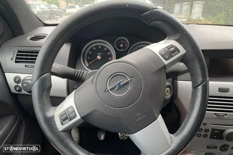 Opel Astra GTC 1.4 - 11