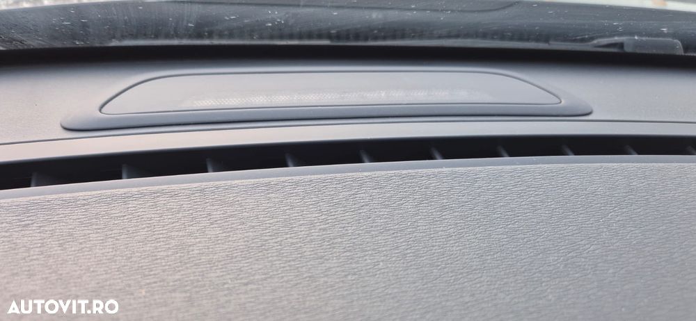 Volvo V60 D6 Plug-In-Hybrid AWD Geartronic Summum - 23