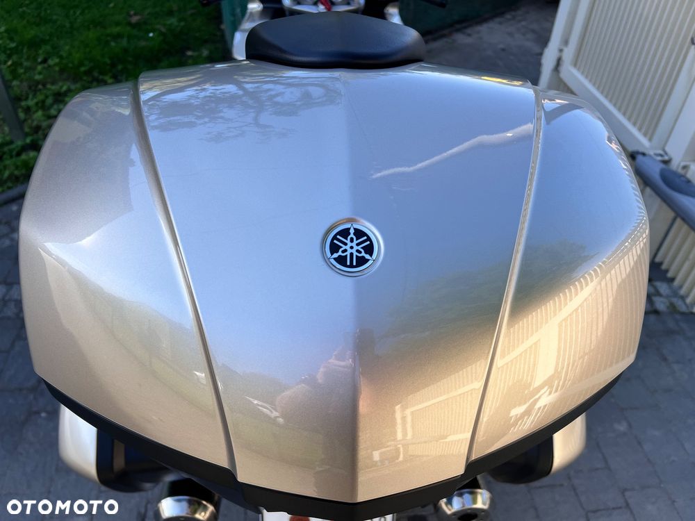 Yamaha FJR - 26