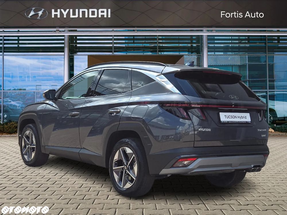 Hyundai Tucson 1.6 T-GDi HEV Executive 2WD - 11
