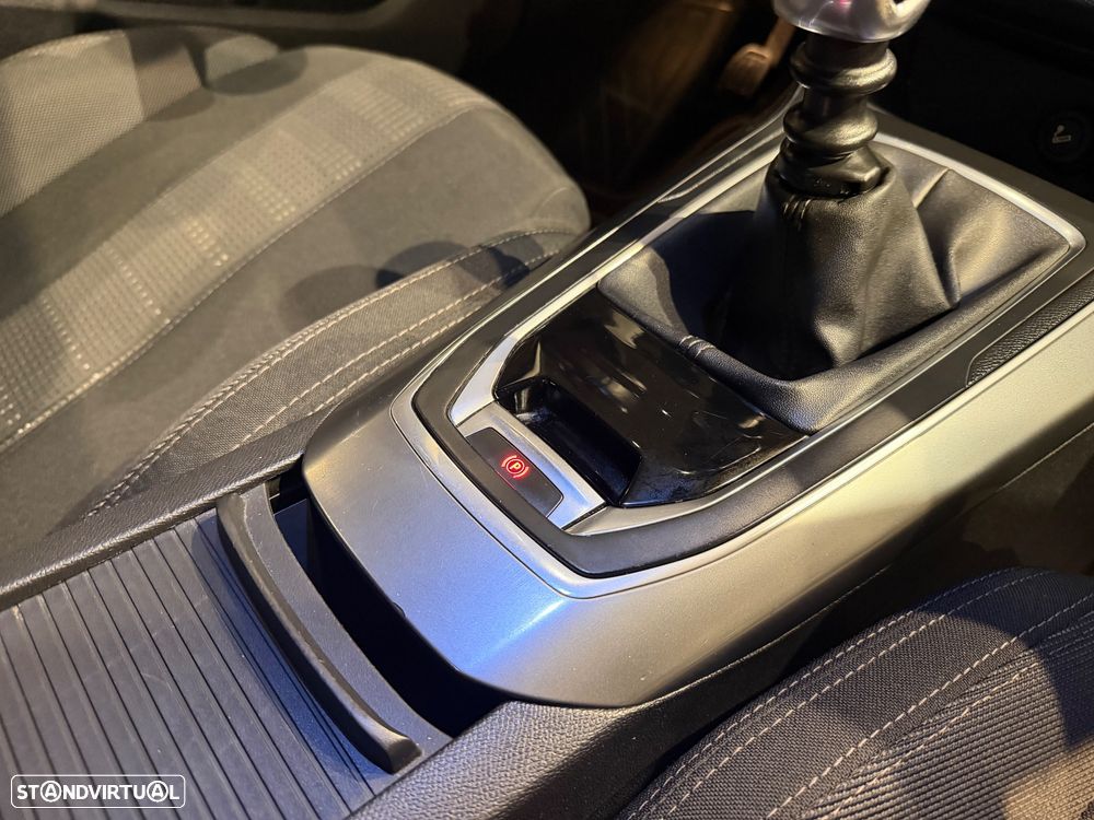 Peugeot 308 SW HDi FAP 150 Allure - 29
