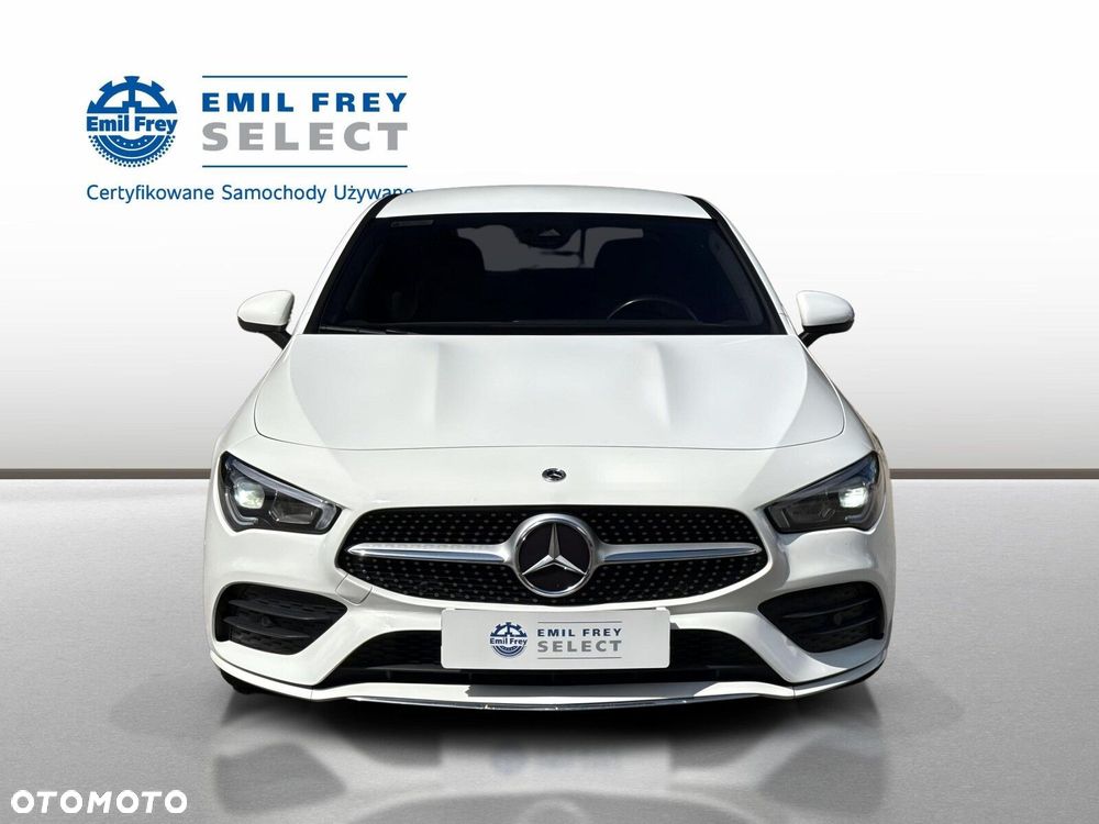 Mercedes-Benz CLA - 9