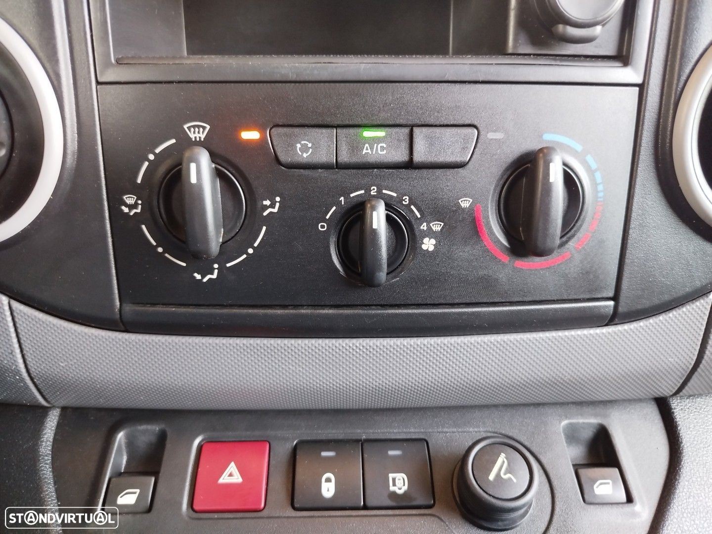 Citroën Berlingo 1.6 BlueHDi L1 Club 3L - 19