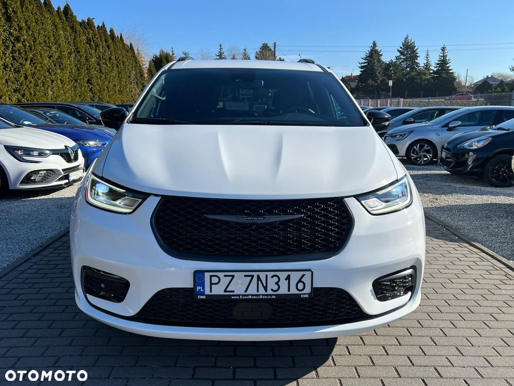 Chrysler Pacifica - 9