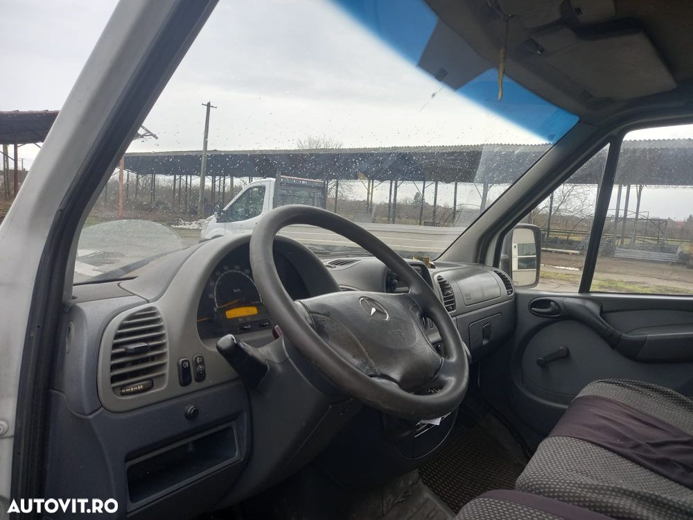 Mercedes-Benz 308CDI - 6