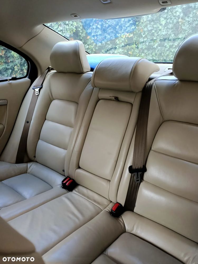 Volvo S80 4.4 V8 AWD Summum - 8