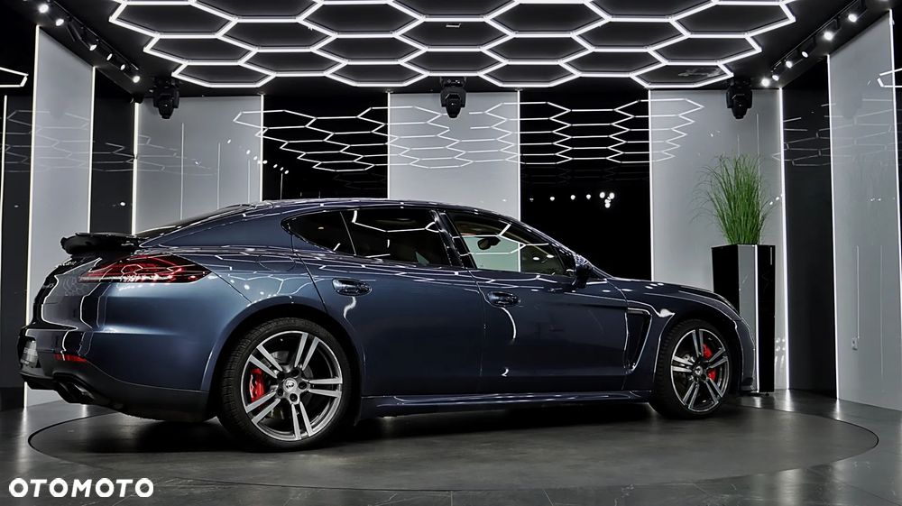 Porsche Panamera GTS - 10
