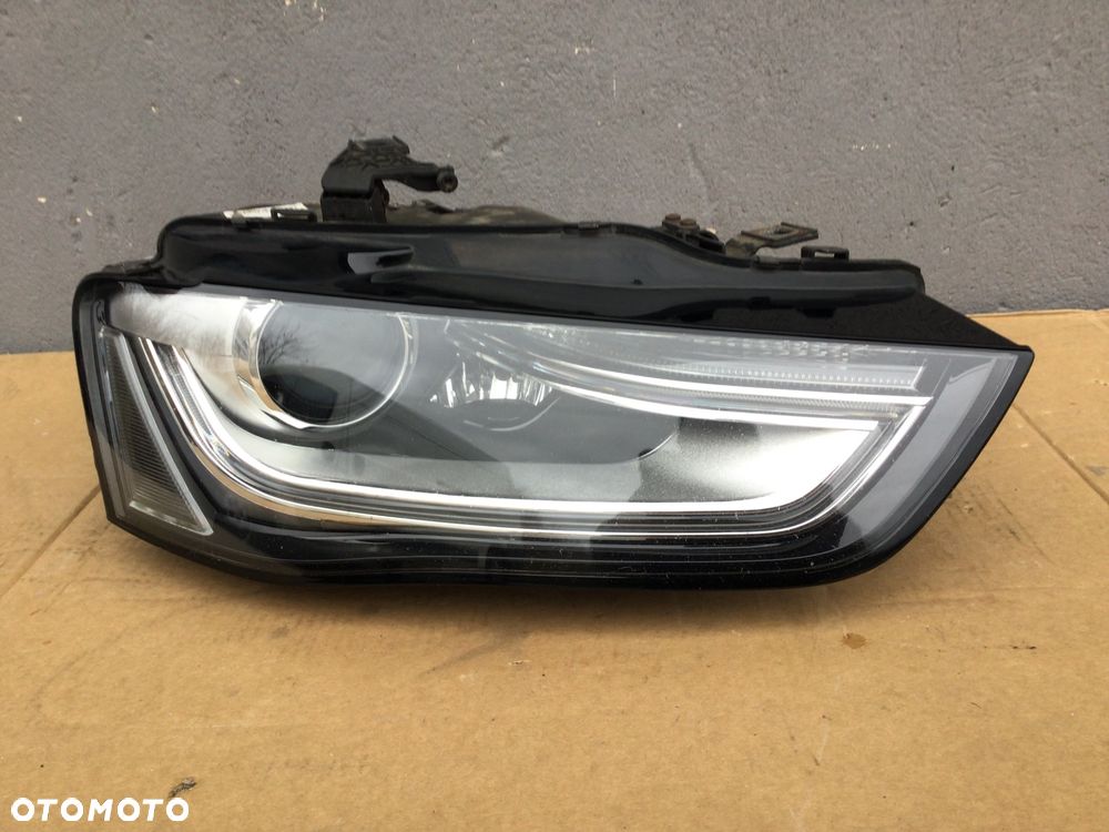 Lampa przednia prawa Audi A4 8K0 Lift Bi-xenon skrętny