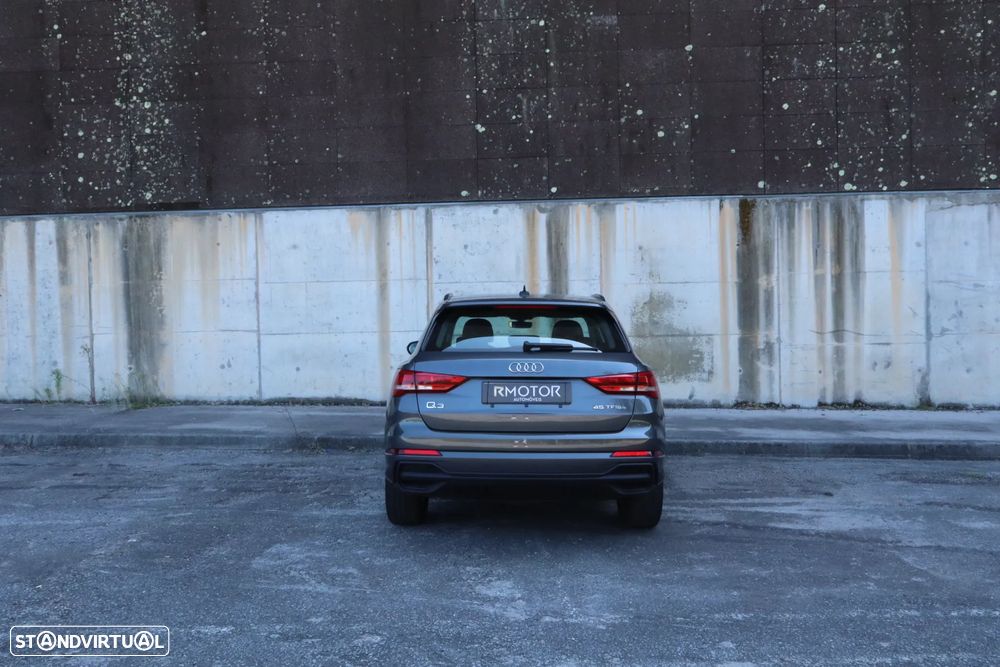 Audi Q3 45 TFSIe S tronic S line - 9