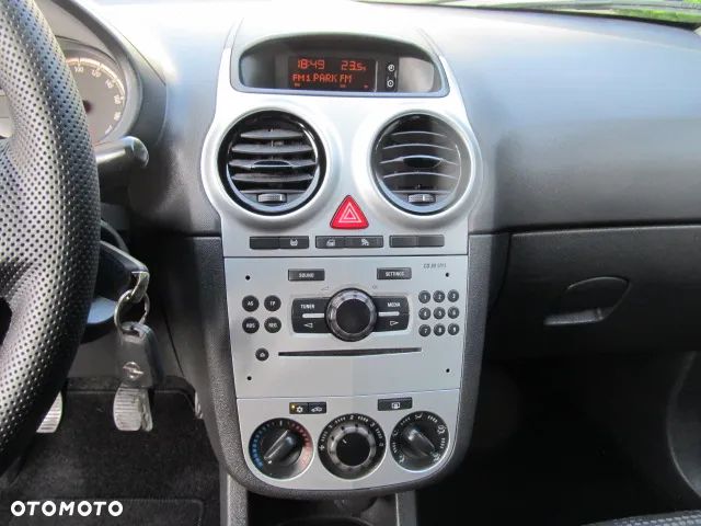 Opel Corsa 1.4 16V Active - 19