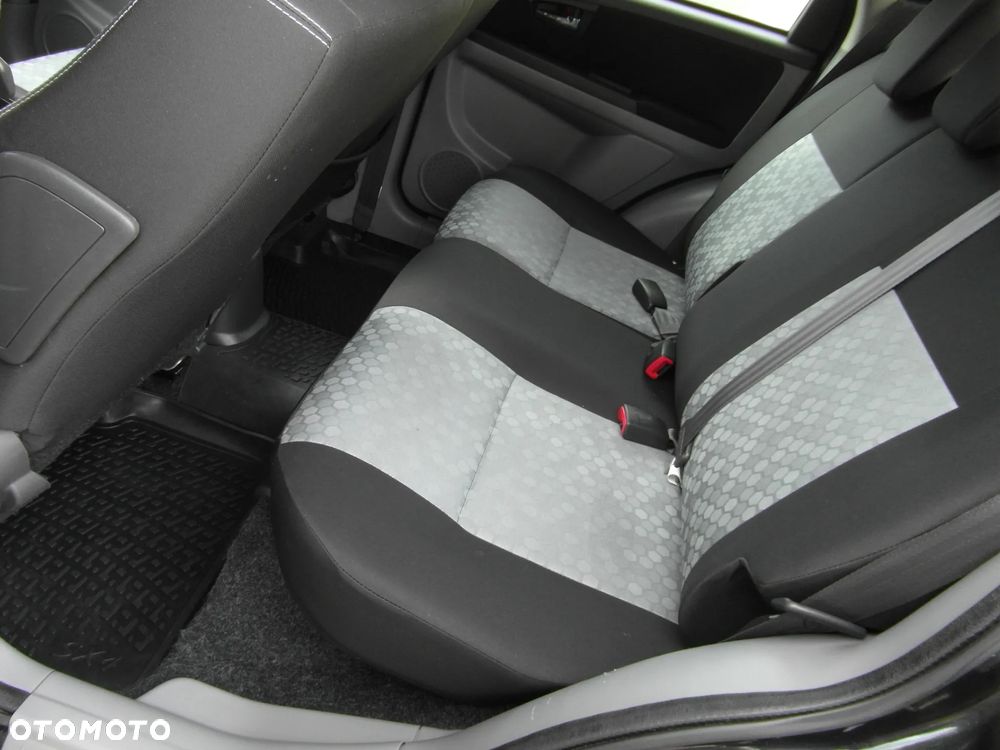 Suzuki SX4 Classic 1.6 VVT 4x4 Style - 31