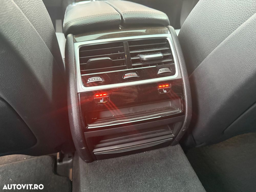 BMW Seria 7 740d xDrive - 23