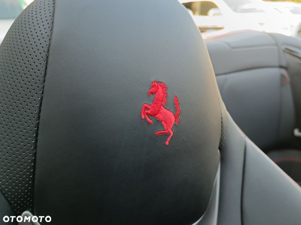 Ferrari Portofino - 29