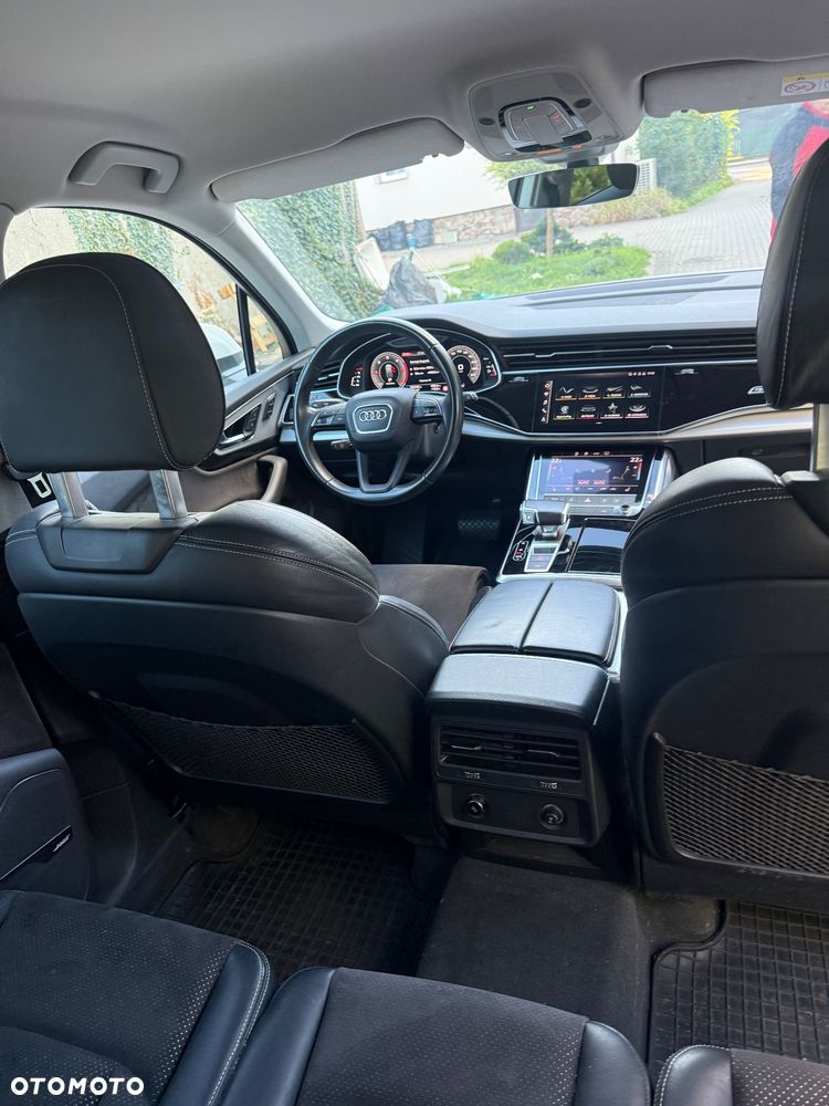 Audi Q7 - 16
