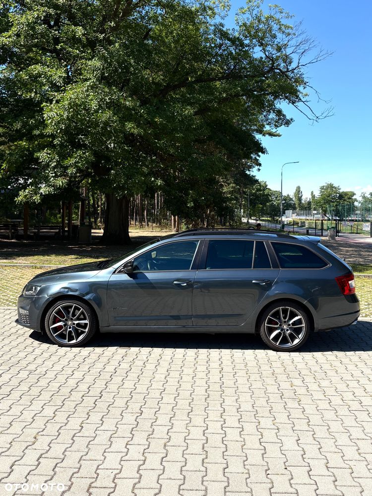 Skoda Octavia 2.0 TDI DSG RS - 7