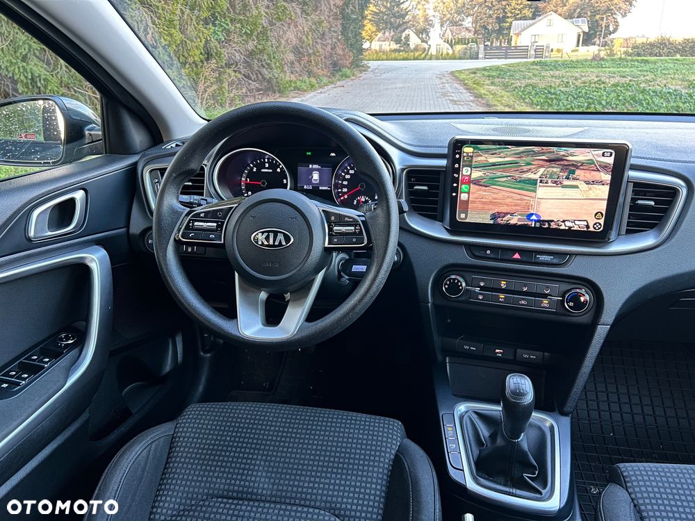 Kia Ceed 1.6 CRDi SCR L Business Line - 14