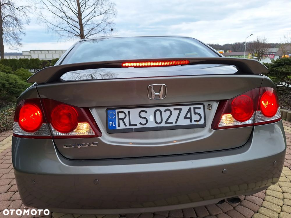 Honda Civic 1.8 Comfort - 10