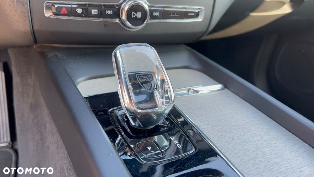 Volvo XC 60 B4 D AWD Inscription - 21