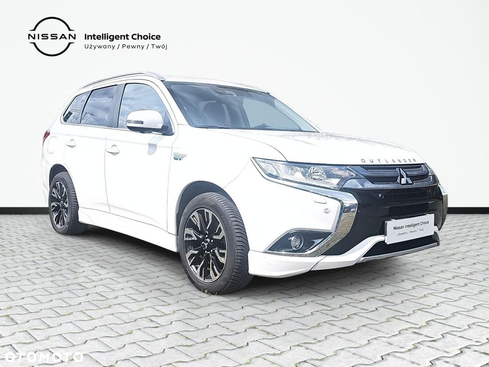 Mitsubishi Outlander - 4