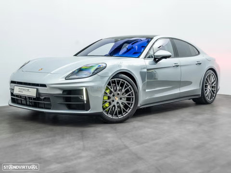 Porsche Panamera 4 E-Hybrid - 1