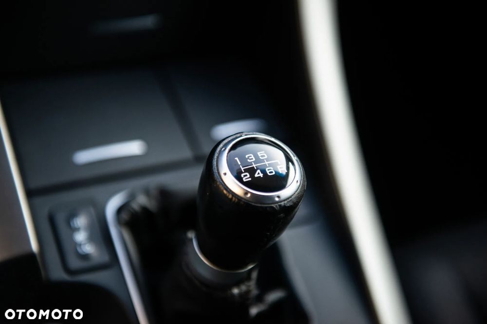 Honda Accord 2.0 Executive - 33