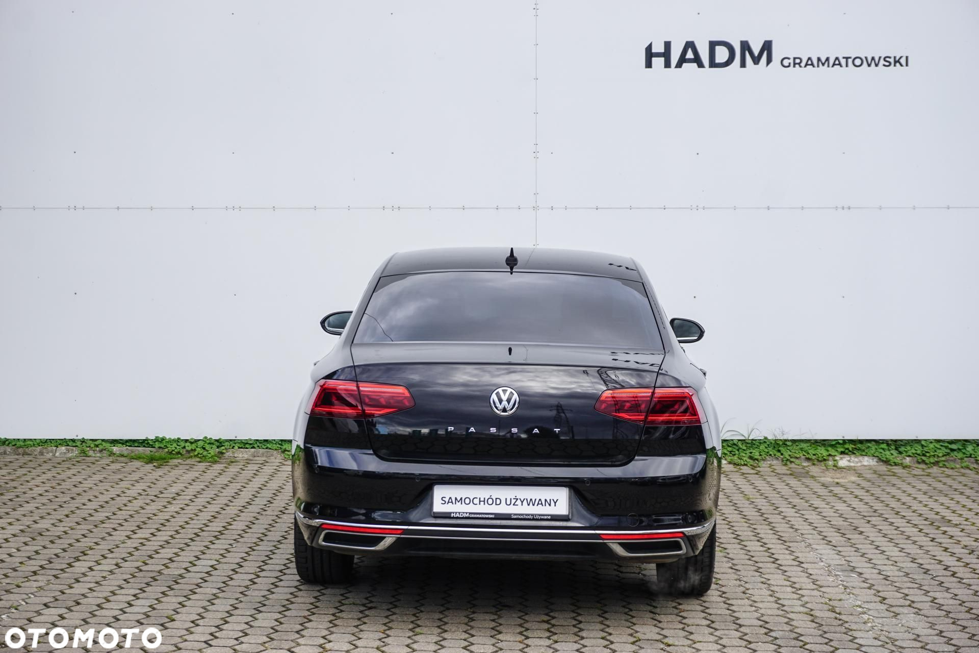 Volkswagen Passat 2.0 TSI Elegance DSG - 8