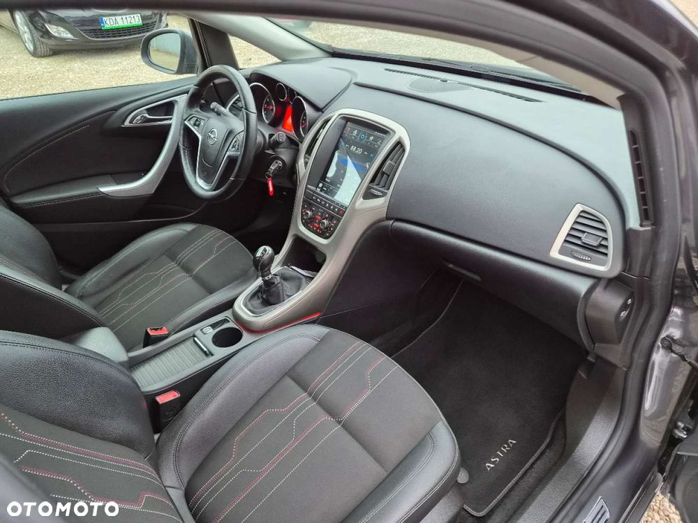 Opel Astra 1.4 Turbo Cosmo - 20