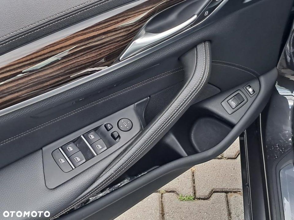 BMW Seria 5 - 24