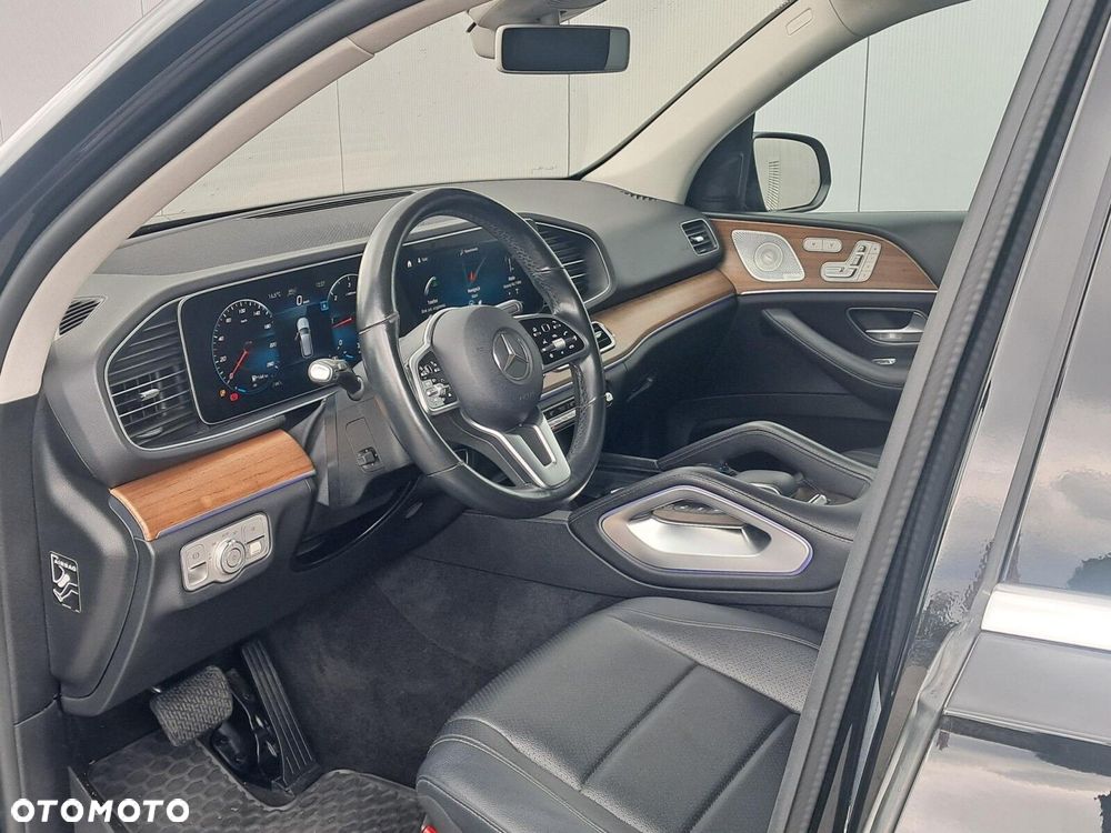 Mercedes-Benz GLE - 22