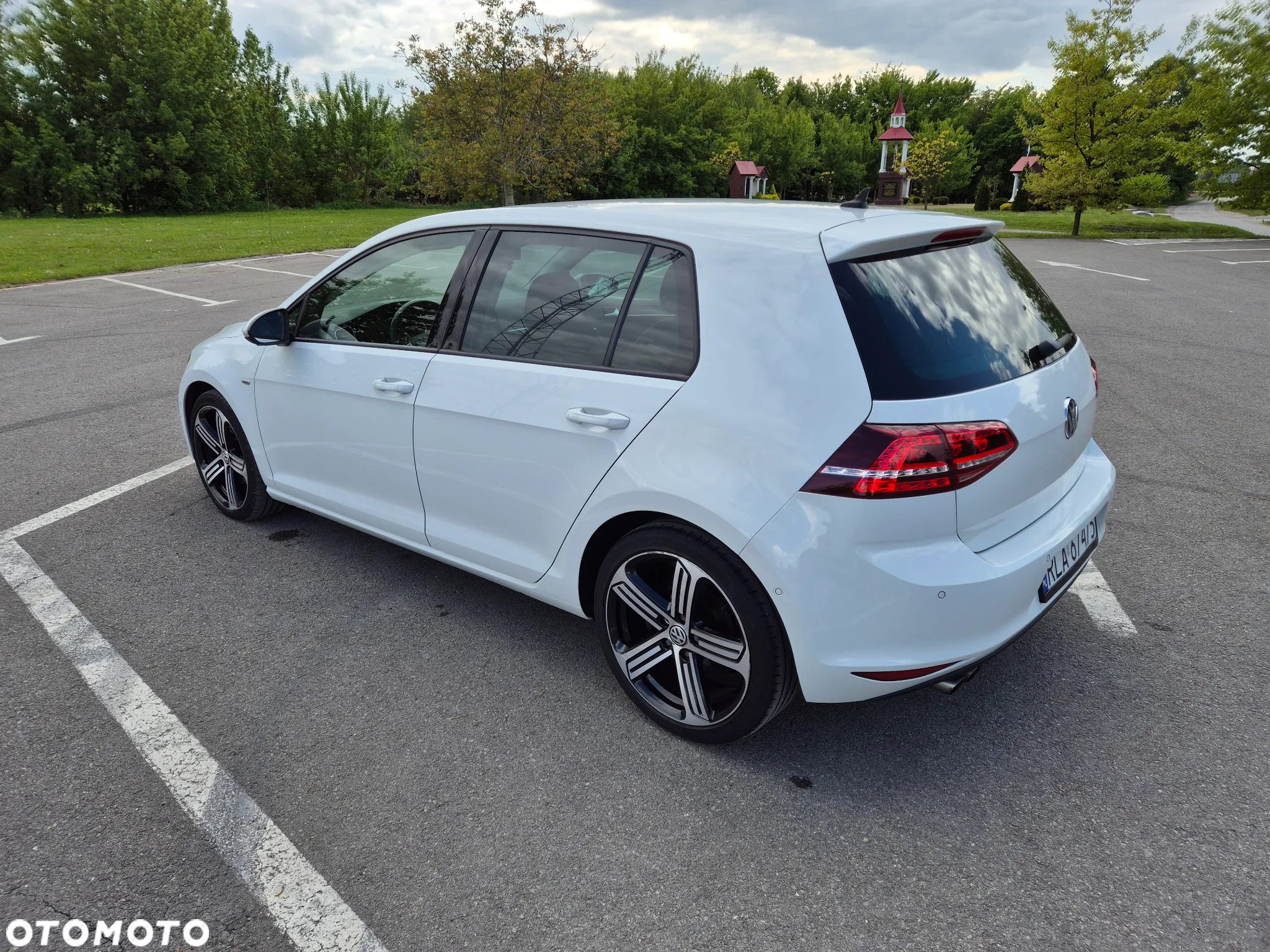 Volkswagen Golf - 2