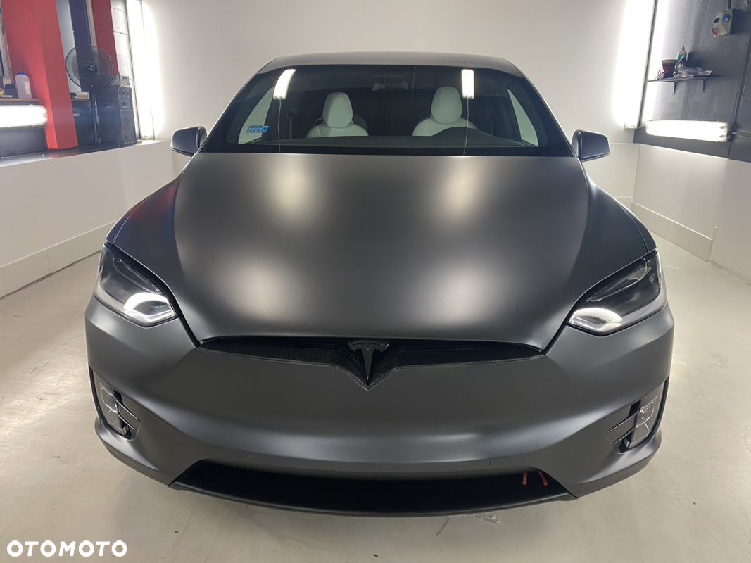 Tesla Model X Ludicrous Performance - 1