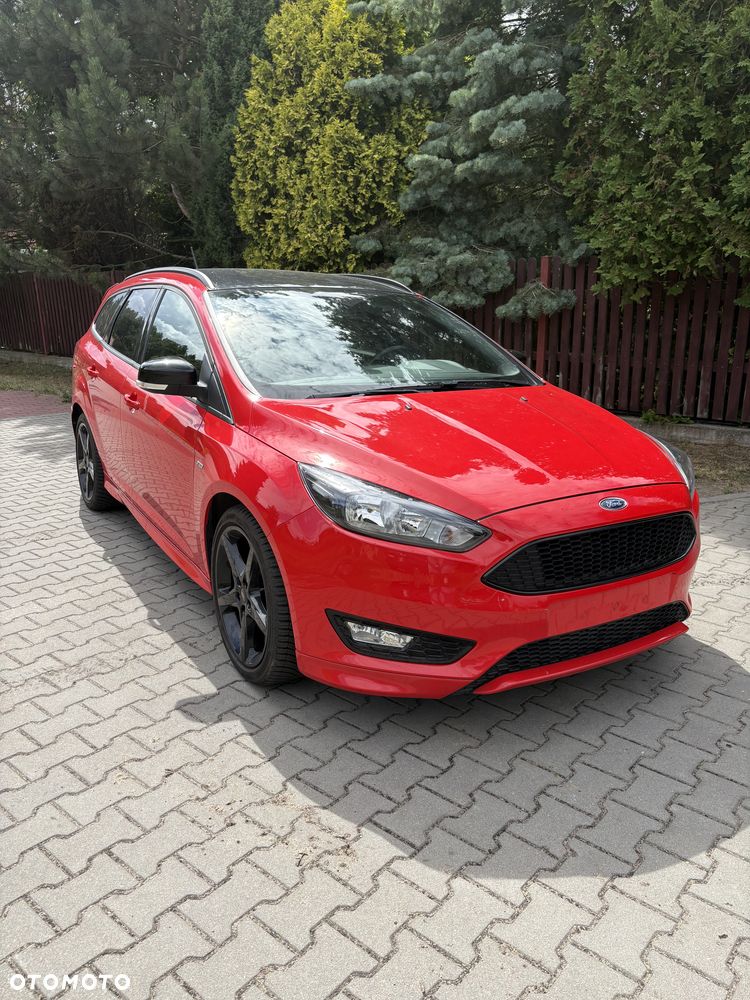 Ford Focus 1.5 EcoBoost ST-Line - 2