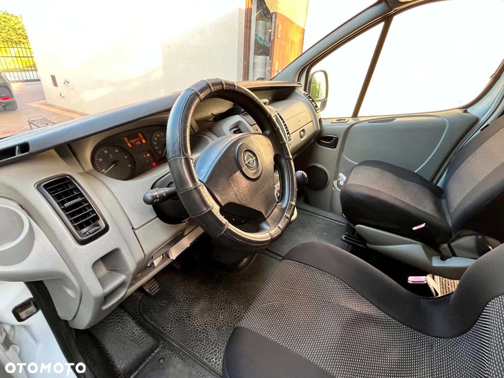 Opel Vivaro - 6