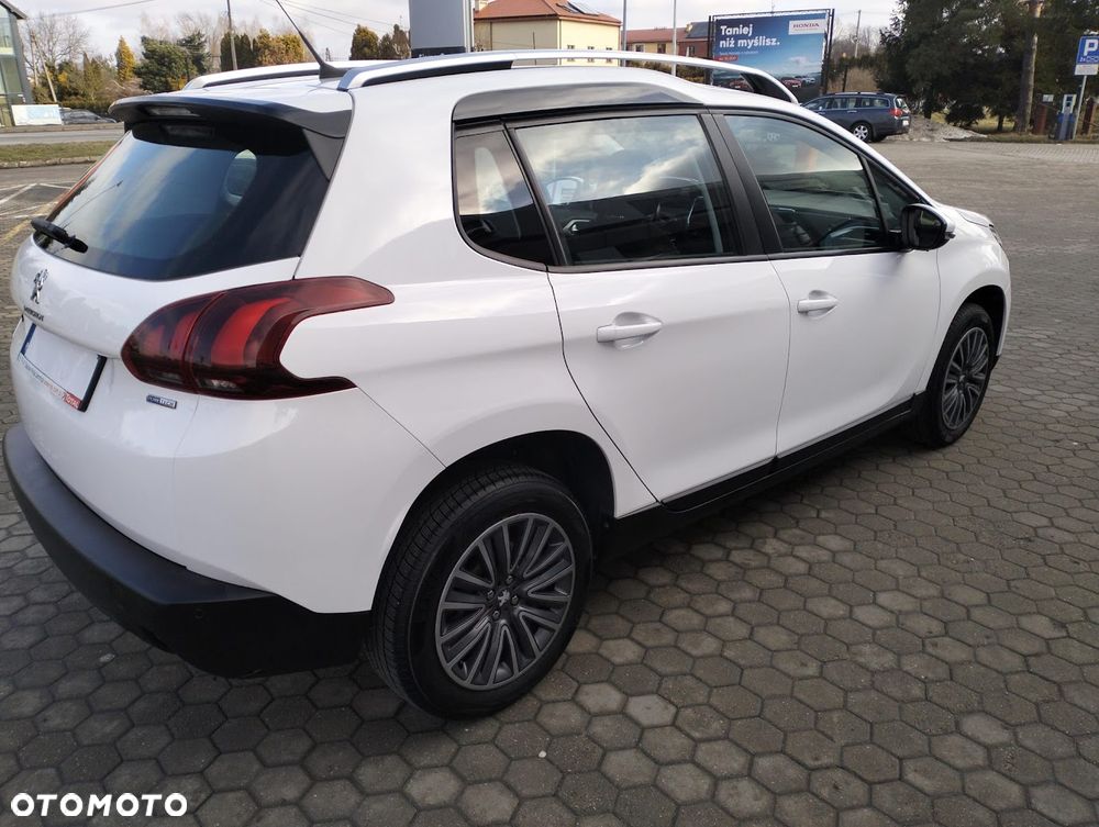 Peugeot 2008 - 6