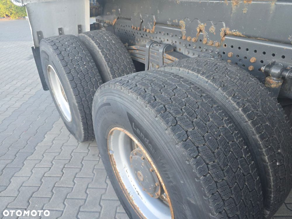 Mercedes-Benz AROCS - 17