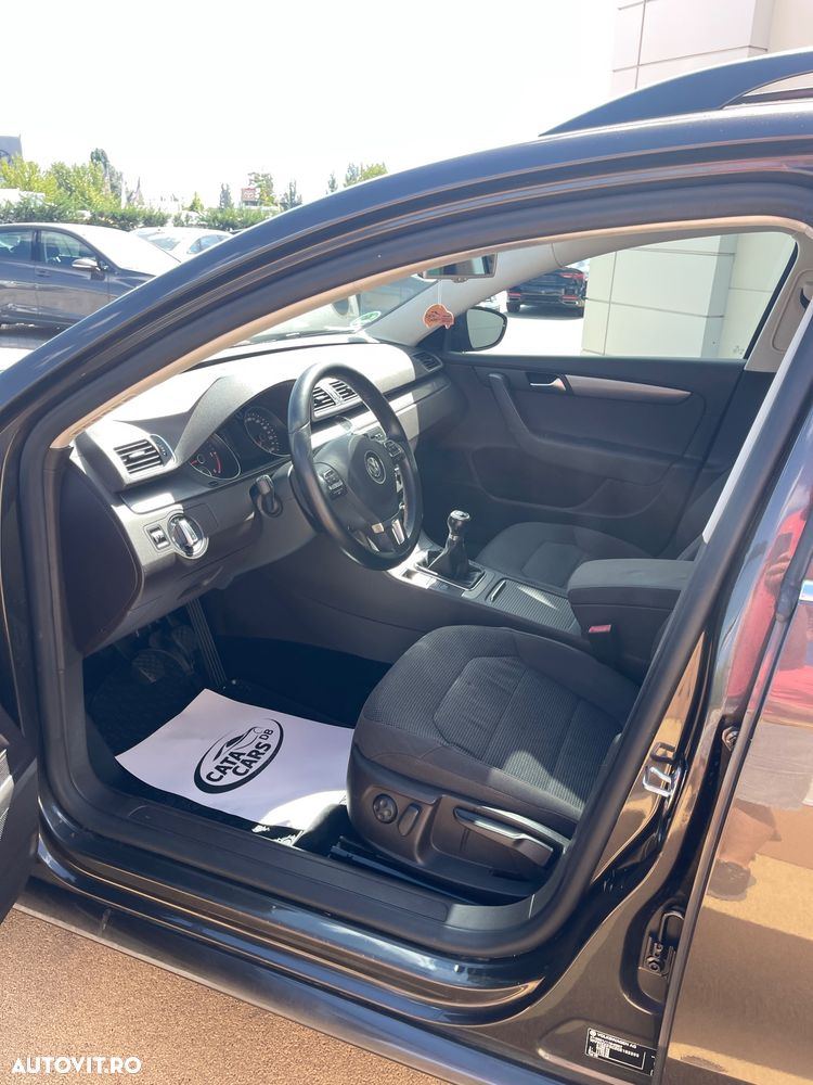 Volkswagen Passat 2.0 TDI BlueMotion Technology Comfortline - 29