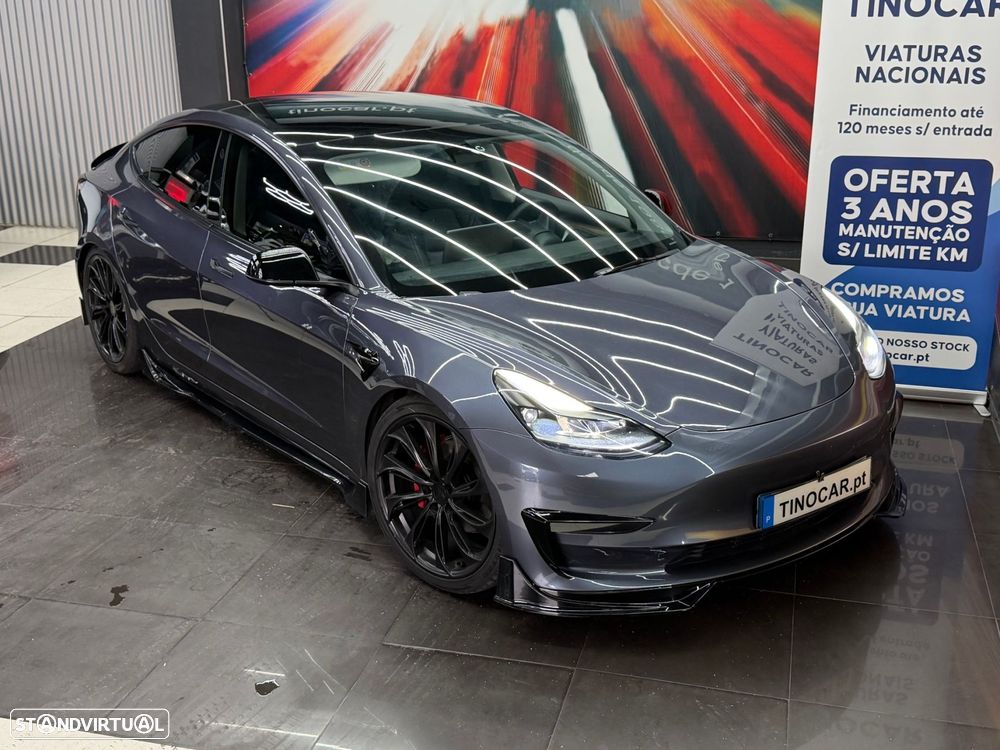 Tesla Model 3 Long Range Tração Traseira - 3