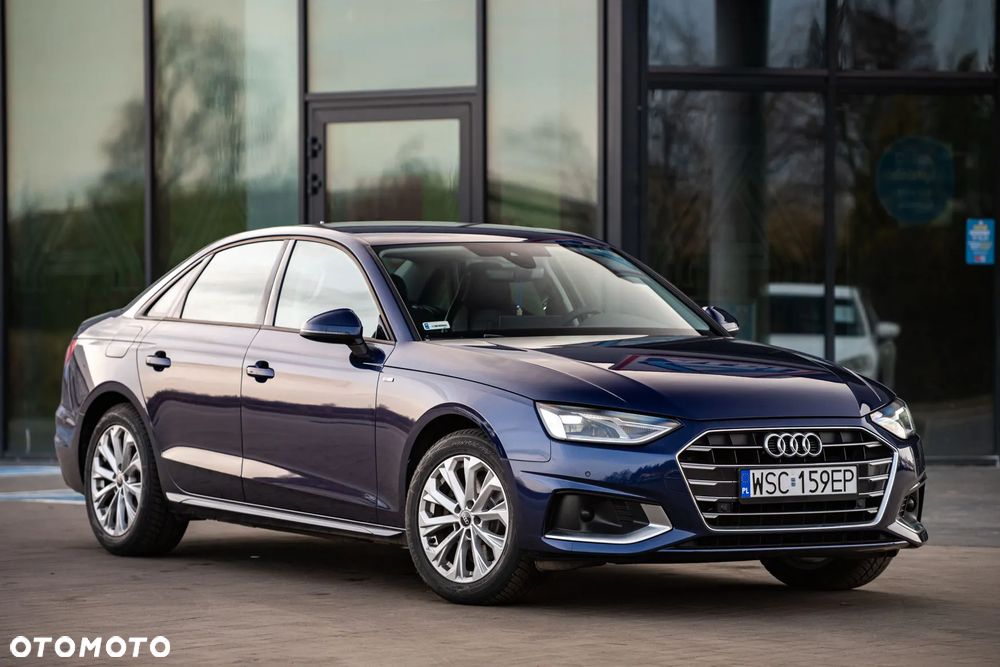 Audi A4 Limousine - 1