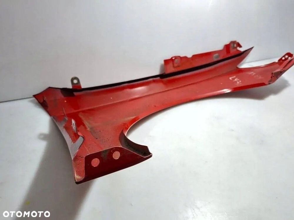 Audi A3 8V 2018r lift błotnik lewy przód czerwony LY3U 8V0821105 aluminium - 11