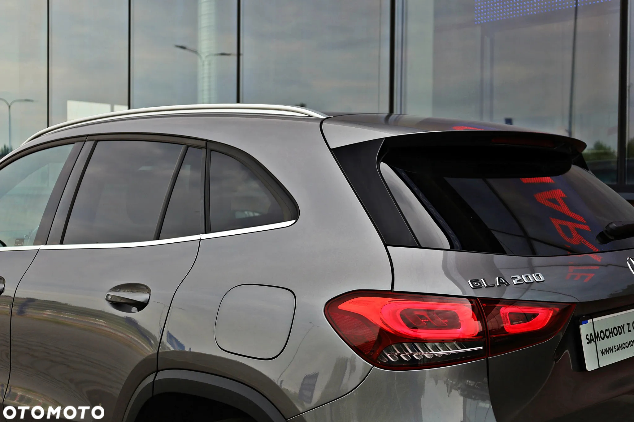 Mercedes-Benz GLA 200 Style - 12