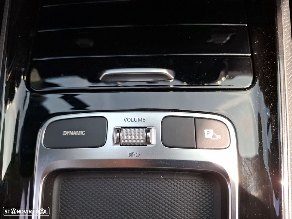 Mercedes-Benz GLB 180 d Progressive - 20