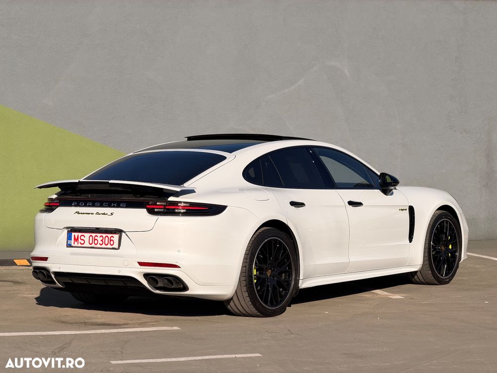 Porsche Panamera Turbo S E-Hybrid - 5