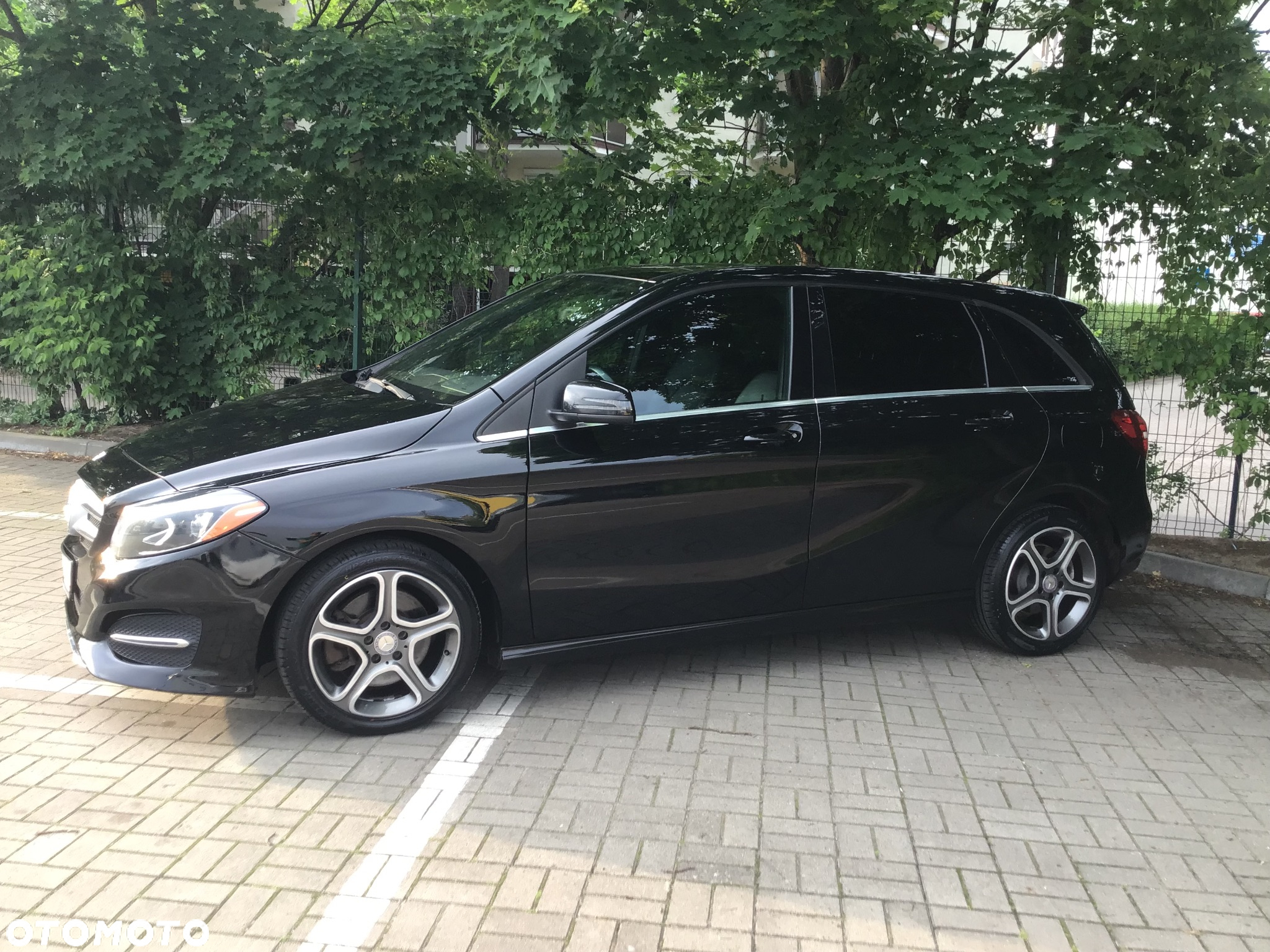 Mercedes-Benz Klasa B 250 4Matic 7G-DCT Edition - 8